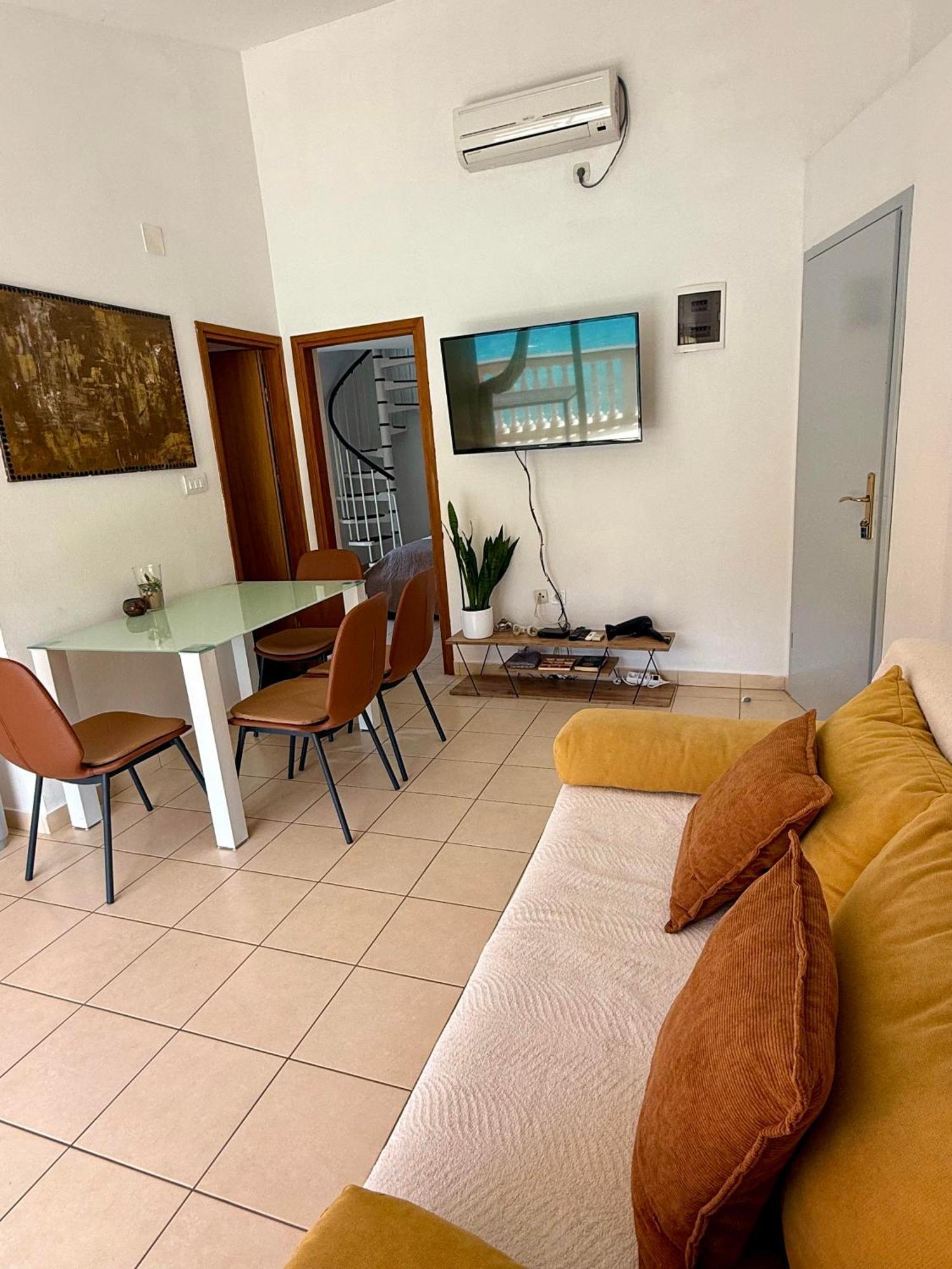 Dani Apartments Grebastica Exterior photo